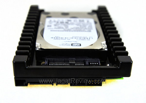 WD Velociraptor 1TB - SATA Port WD Velociraptor 1TB SATA Port