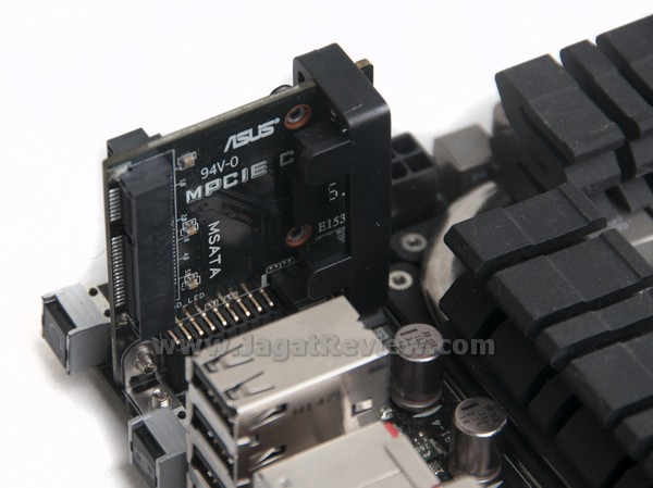 ASUS_Maximus_V_Gene_Board_MPCIE-COMBO2 ASUS Maximus V Gene Board MPCIE COMBO2