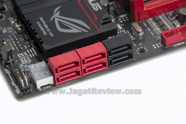 ASUS_Maximus_V_Gene_Board_SATA
