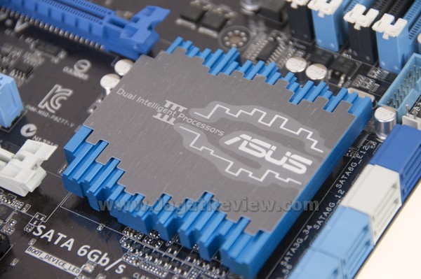 Review Motherboard ASUS P8Z77-V: Pemotongan Fitur Dengan Harga Lebih Terjangkau 10 ASUS P8ZZ7 V Aufmarker2