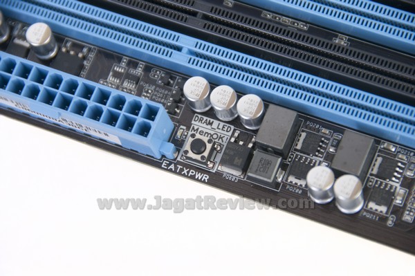 ASUS P8ZZ7 V Board Onboard Button MemOK