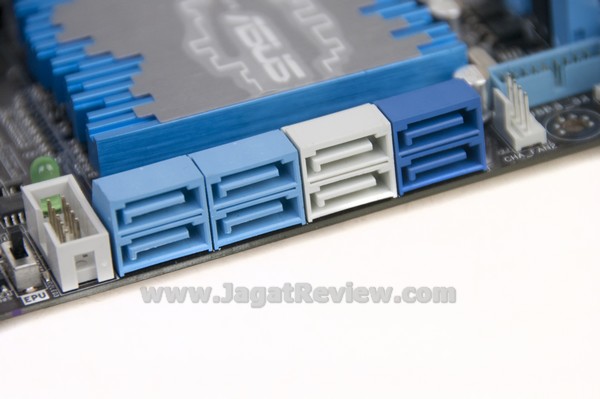 ASUS P8ZZ7 V Board SATA