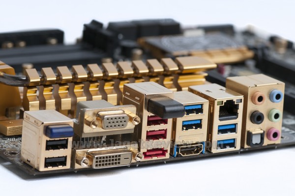 ECS_Z77H2-A2X_Board_Backpanel ECS Z77H2 A2X Board Backpanel