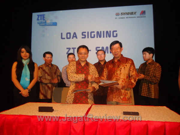 LOA Signing ZTE and Synnex LOA Signing ZTE and
