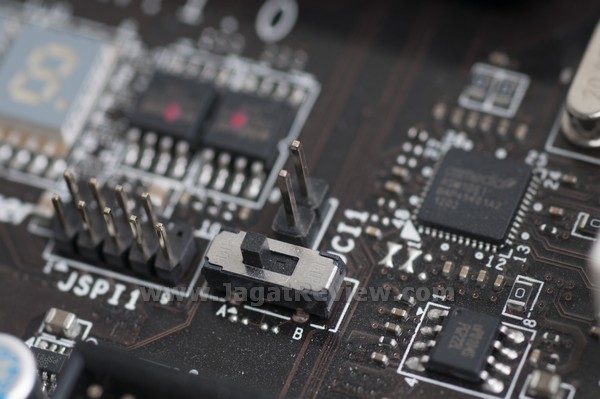 MSI Z77A GD80 Board OnboardButton BIOS Switch