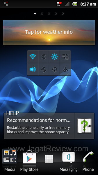 Sony Xperia U Homescreen 1