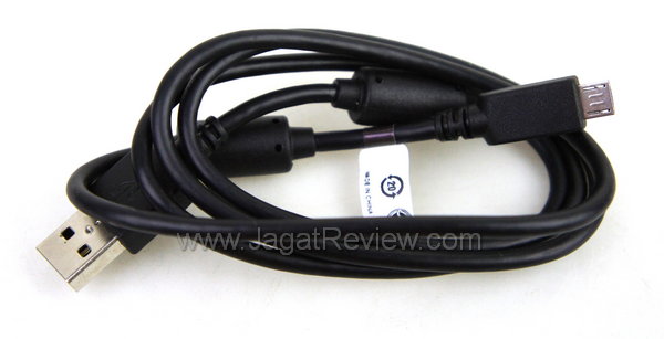 Sony Xperia U - Kabel Data Sony Xperia U Kabel Data