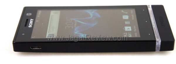 Sony Xperia U Sisi Kiri