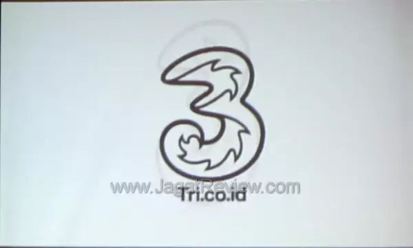 Tri Mengungkap Paket Always On 5 Three Logo