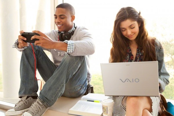 VAIO_T_PS3_2People_1005_4_2012-1200 VAIO T PS3 2People 1005 4 2012 1200