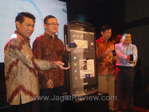 ZTE Skate Launch (1) ZTE Skate Launch 1