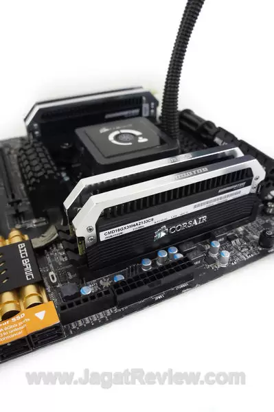 Review Corsair Dominator Platinum 2133Mhz 16GB Kit: Speed Meets Elegance 46 DomiPT 08