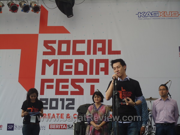 Social Media Fest 2012 (Andrew Darwis) Social Media Fest 2012 Andrew Darwis