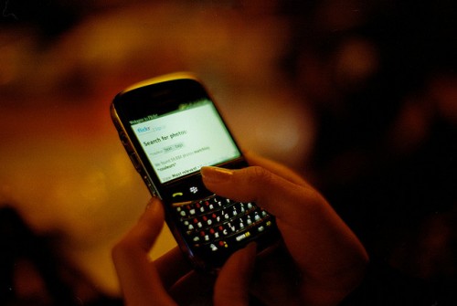 Wanita Ini Menulis Novel Hanya dengan Menggunakan Blackberry 3 3308536465 c56501b617 z e1352197855162
