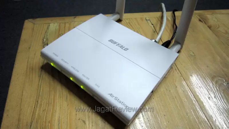 Hands-On Review: Buffalo AirStation WCR-G300 - Wireless Router 300 Mbps Termurah Buffalo 10 IMG 0948