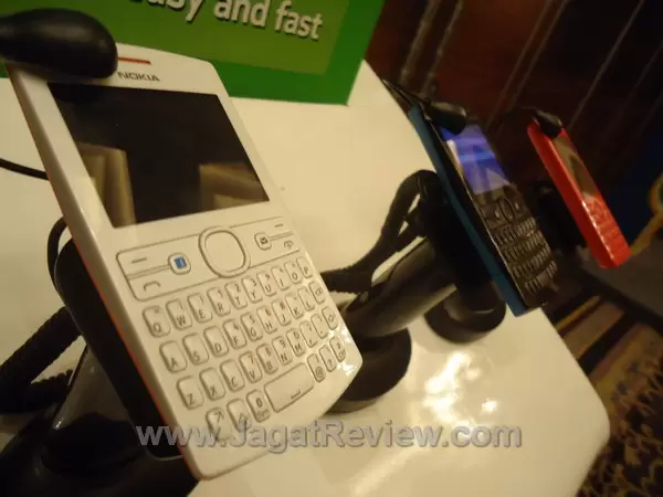 Nokia Asha 205 Nokia Asha 205