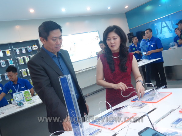 Peresmian Samsung Experiential Shop Plaza Indonesia (3) Peresmian Samsung Experiential Shop Plaza Indonesia 3