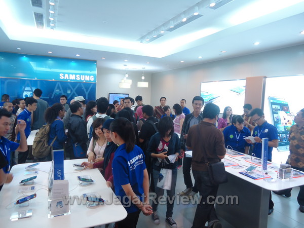 Samsung Experiential Shop Plaza Indonesia (5) Samsung Experiential Shop Plaza Indonesia 5