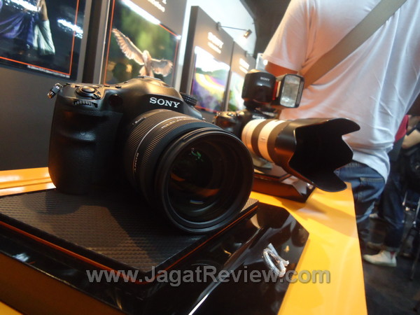 Sony Perkuat Lini Kamera Full-Frame di Indonesia dengan Alpha A99 dan NEX-VG900 4 Sony Alpha A99 1