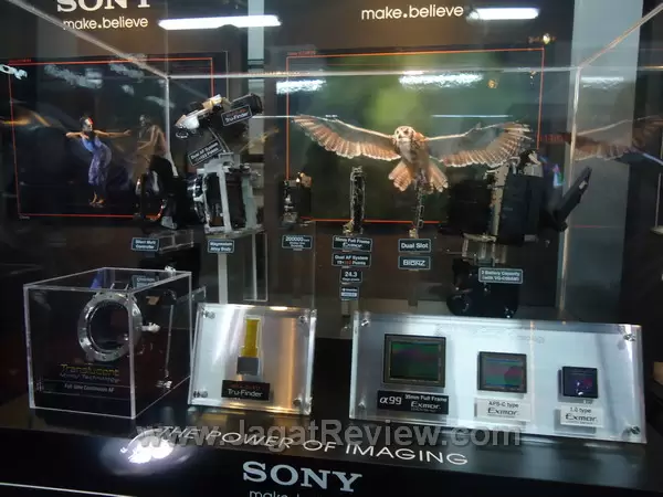 Sony Alpha A99 (2) Sony Alpha A99 2
