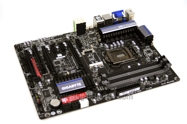 Review Gigabyte Z77-UP4 TH: Motherboard Intel Ivy Bridge dengan 2 Port Thunderbolt 13 gigabyte z77 up4 th board