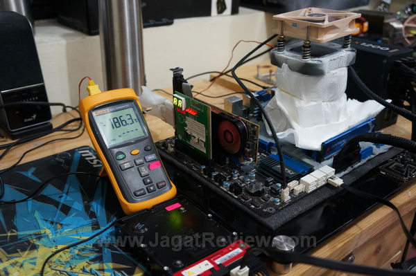 Extreme Overclocking AMD Trinity Part 1: Mencari 7 Ghz di MSI FM2-A85XA-G65 4 DSC05300