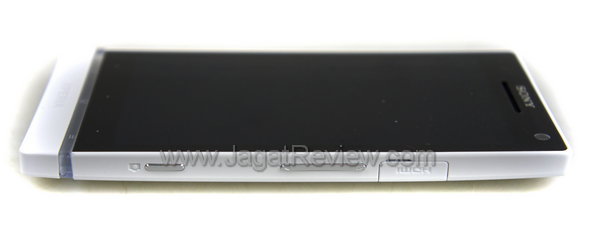 Sony Xperia SL Bagian Kanan