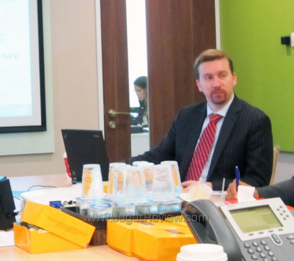 intel e7 nick knupffer