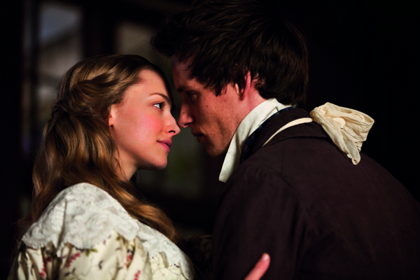 Les Miserables (Cosette dan Marius) 5670 D047 00405RV2