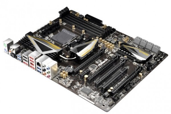 ASRock990FXXtreme9_1 ASRock990FXXtreme9 1