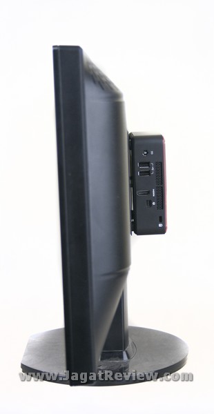 Intel_NUC_DC321BY_NUC_OnMonitor_SideView Intel NUC DC321BY NUC OnMonitor SideView