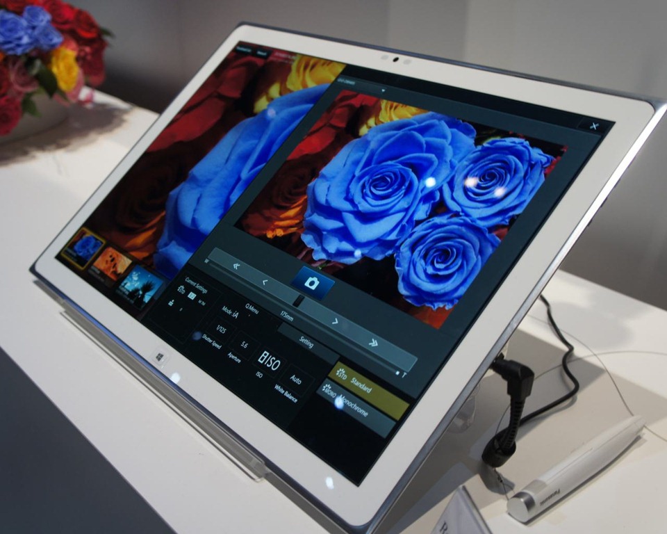 Panasonic 4K Windows 8 Tablet