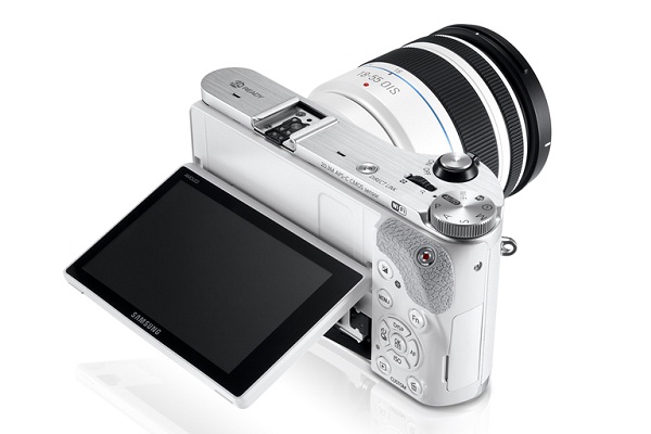 Samsung NX300 (1) Samsung NX300 1