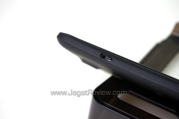 htc one x+ left side htc one x+ left side