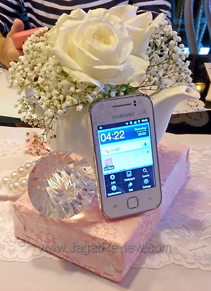 La Fleur - Samsung Galaxy Y La Fleur Samsung Galaxy Y