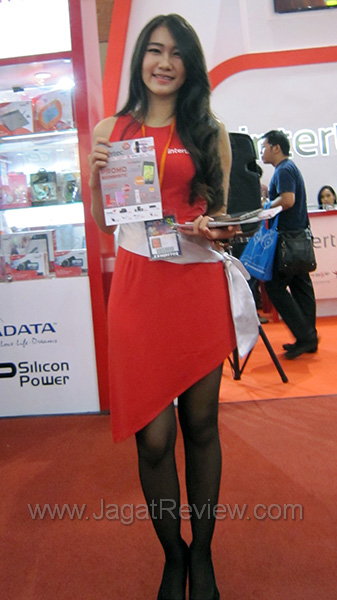 MegaBazar BoothBabes Intertec