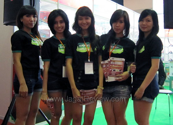 MegaBazar BoothBabes Kaspersky