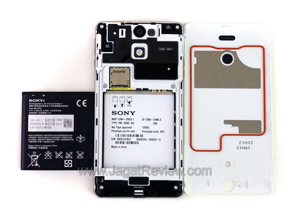 Sony Xperia V Sisi Dalam
