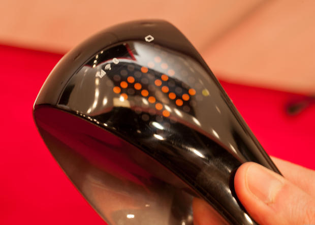 Inilah Tongkat Berjalan dengan Sistem GPS untuk Para Manula 1