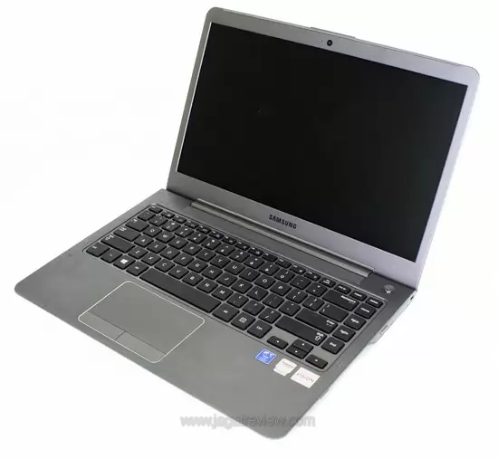Review Samsung NP535U4X: Ultrathin dengan Dual Graphics AMD Radeon 27 Samsung NP535U4X 1