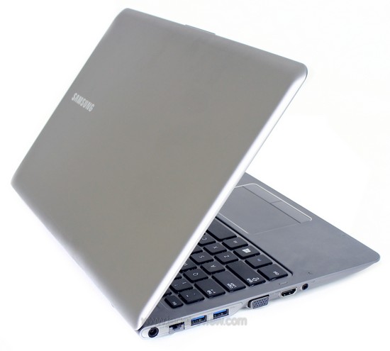 Review Samsung NP535U4X: Ultrathin dengan Dual Graphics AMD Radeon 2 Samsung NP535U4X 2