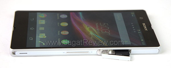 Sony Xperia Z Sisi Kanan