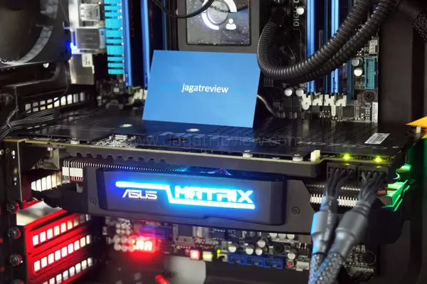 asus matrix hd 7970 platinum on action asus matrix hd 7970 platinum on action