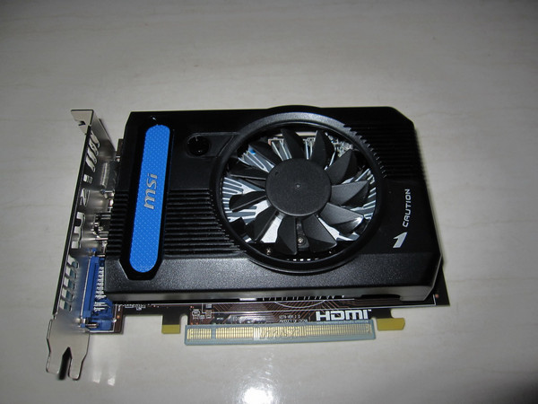 Penampakan VGA AMD Radeon HD 7730 Beserta Performanya 2 msi hd 7730 card