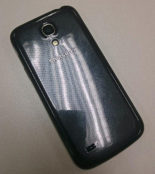 Sosok Samsung Galaxy S4 Mini Kembali Muncul ke Permukaan 2 021