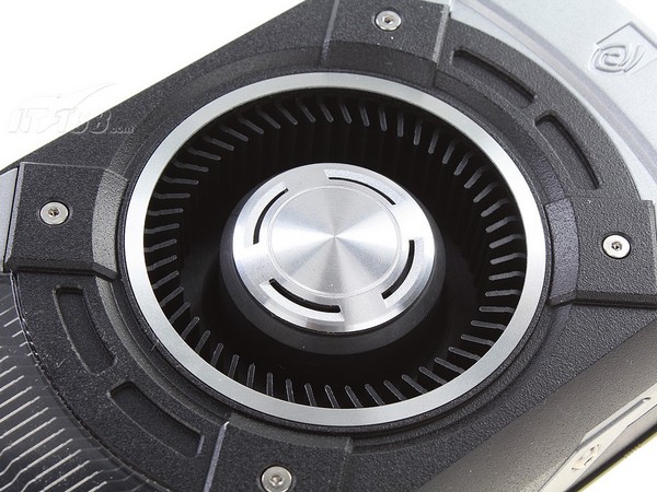 Galeri Lengkap Penampakan NVIDIA GeForce GTX 780! 1 780 08