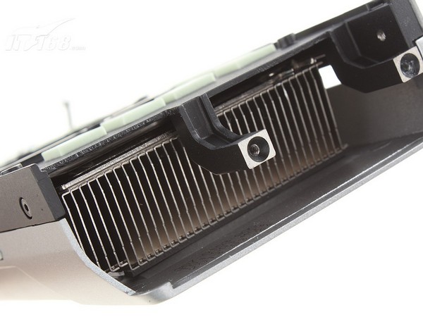 Galeri Lengkap Penampakan NVIDIA GeForce GTX 780! 2 780 09