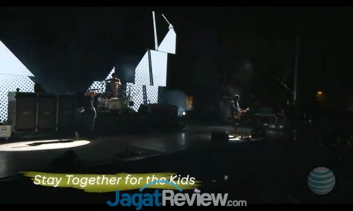 Axioo Picopad 4 - video player display 1