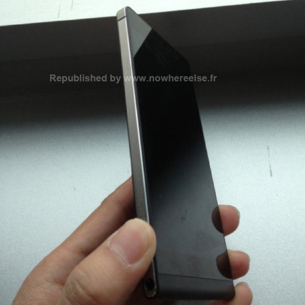 Huawei P6-U06, Smartphone Paling Tipis di Dunia? 23 Huawei P6 U06