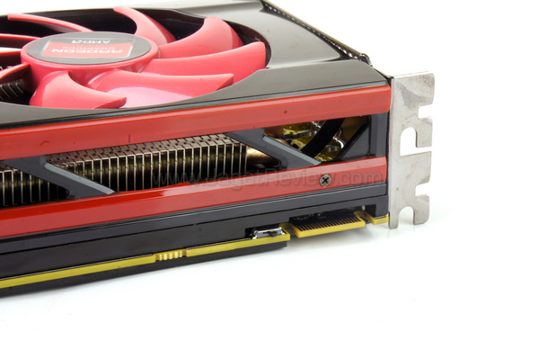 amd radeon hd 7990 crossfire finger & dual bios switch amd radeon hd 7990 crossfire finger dual bios switch